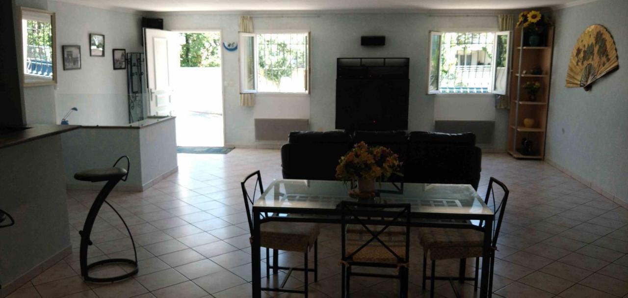 Apartamento Pied A Terre Marseille 11° Exterior foto